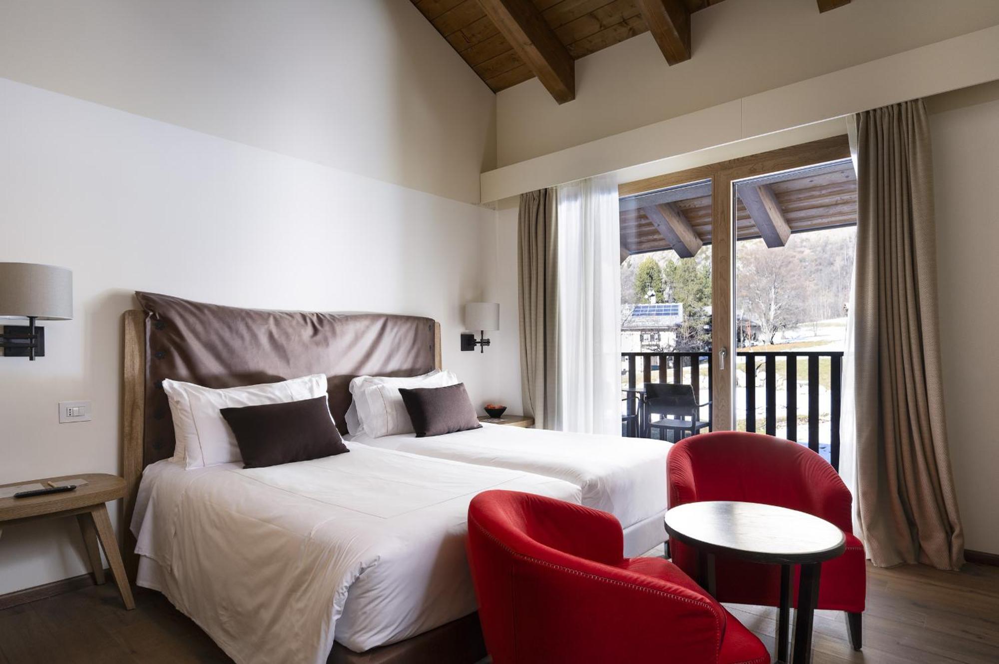 Grand Hotel Courmayeur Mont Blanc, By R Collection Hotels Exterior photo