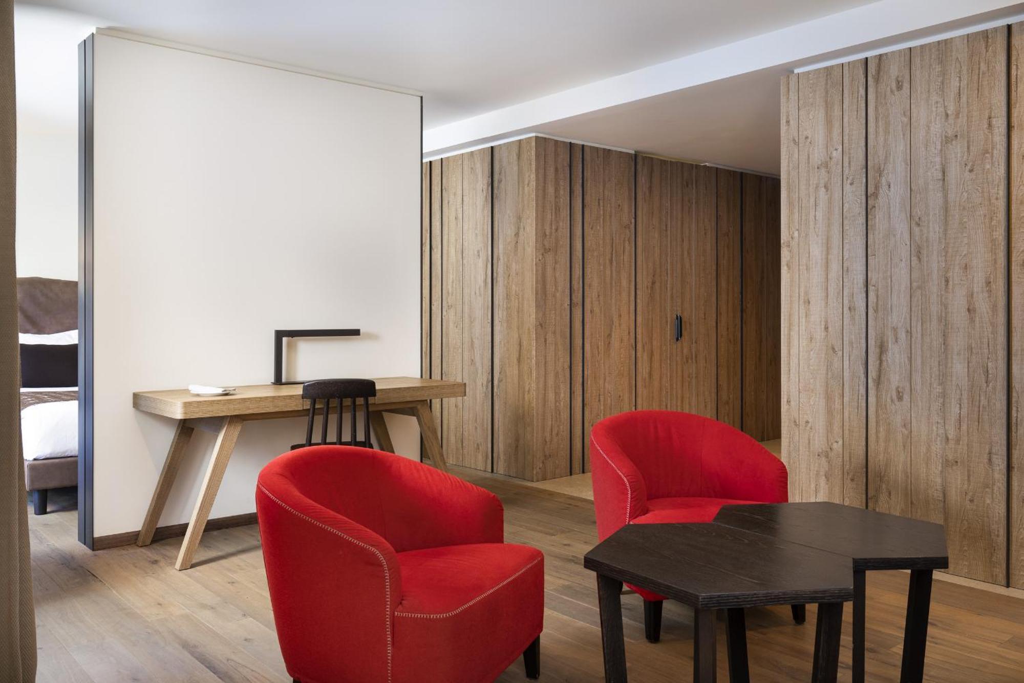 Grand Hotel Courmayeur Mont Blanc, By R Collection Hotels Room photo