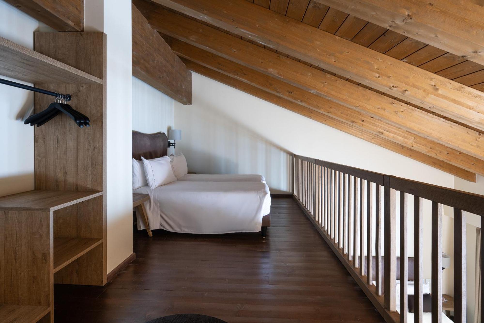 Grand Hotel Courmayeur Mont Blanc, By R Collection Hotels Room photo